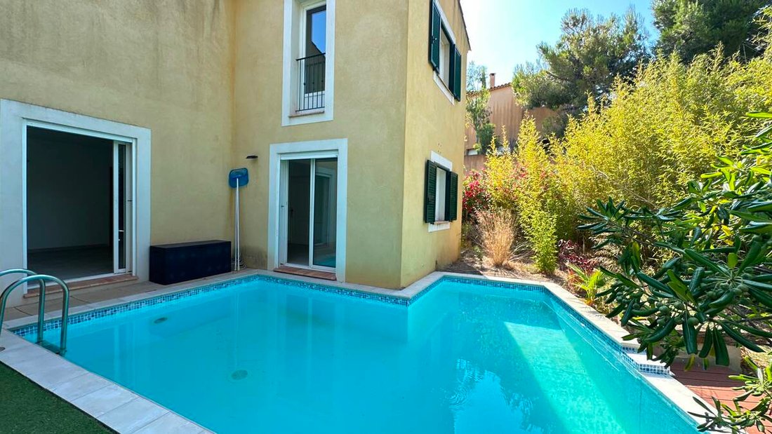House in Bandol, Provence-Alpes-Côte d'Azur, France 1 - 18352126