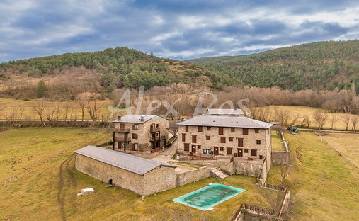 Casa a Fontanals de Cerdanya, Catalogna, Spagna 1