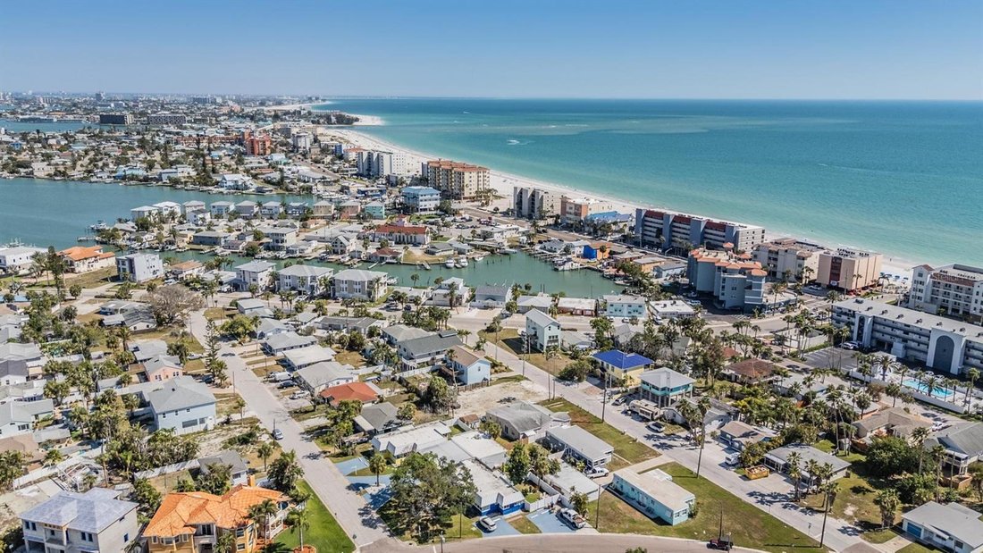 Madeira Beach, Florida, United States 3 - 18353433