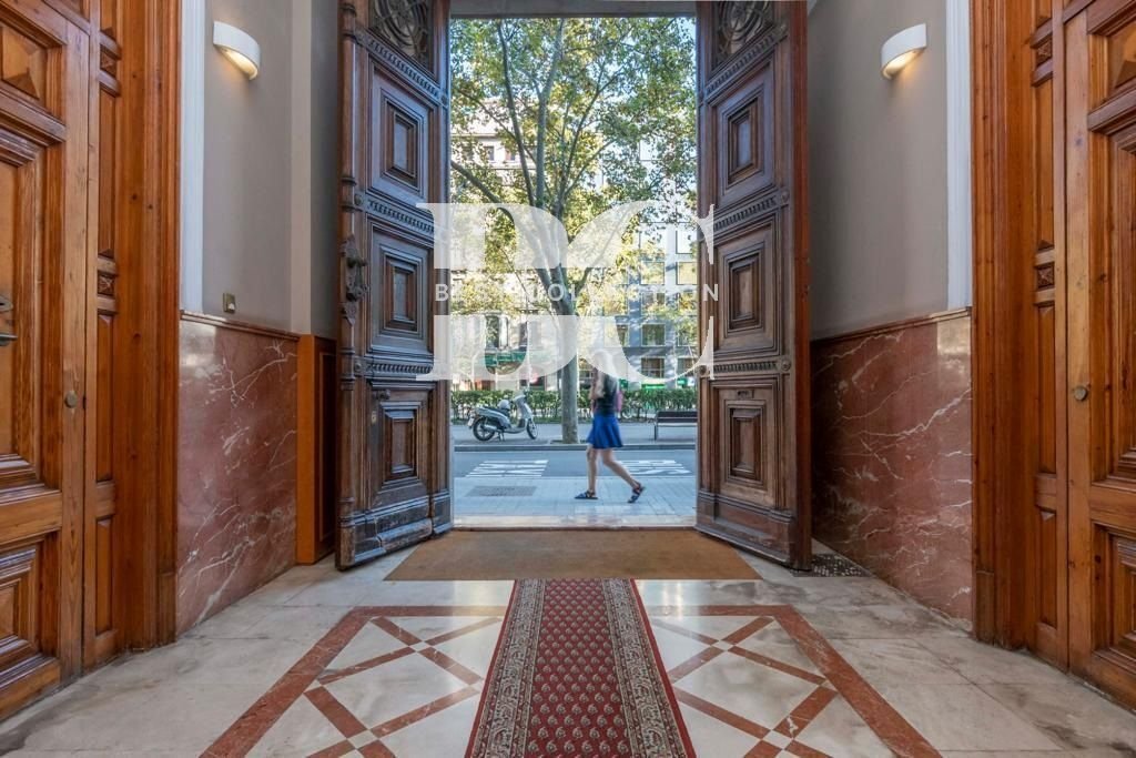 Apartment in Eixample, Barcelona, Spain 3 - 18352139