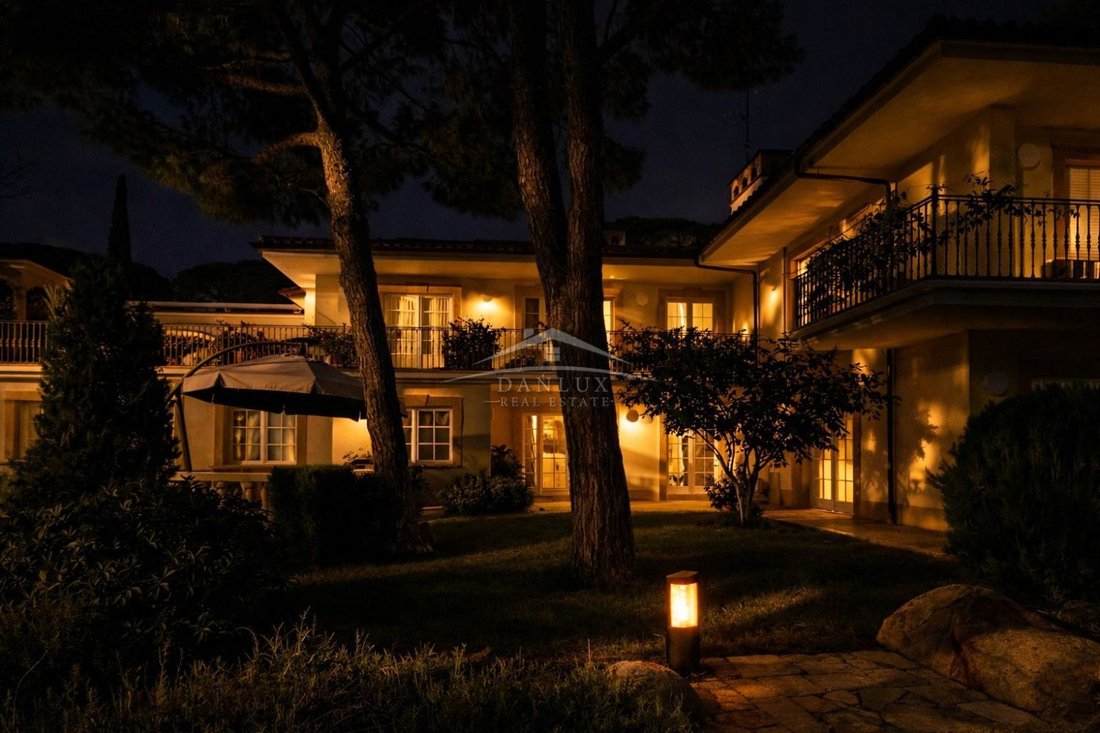 Villa in Tossa de Mar, Catalonia, Spain 5 - 18351739
