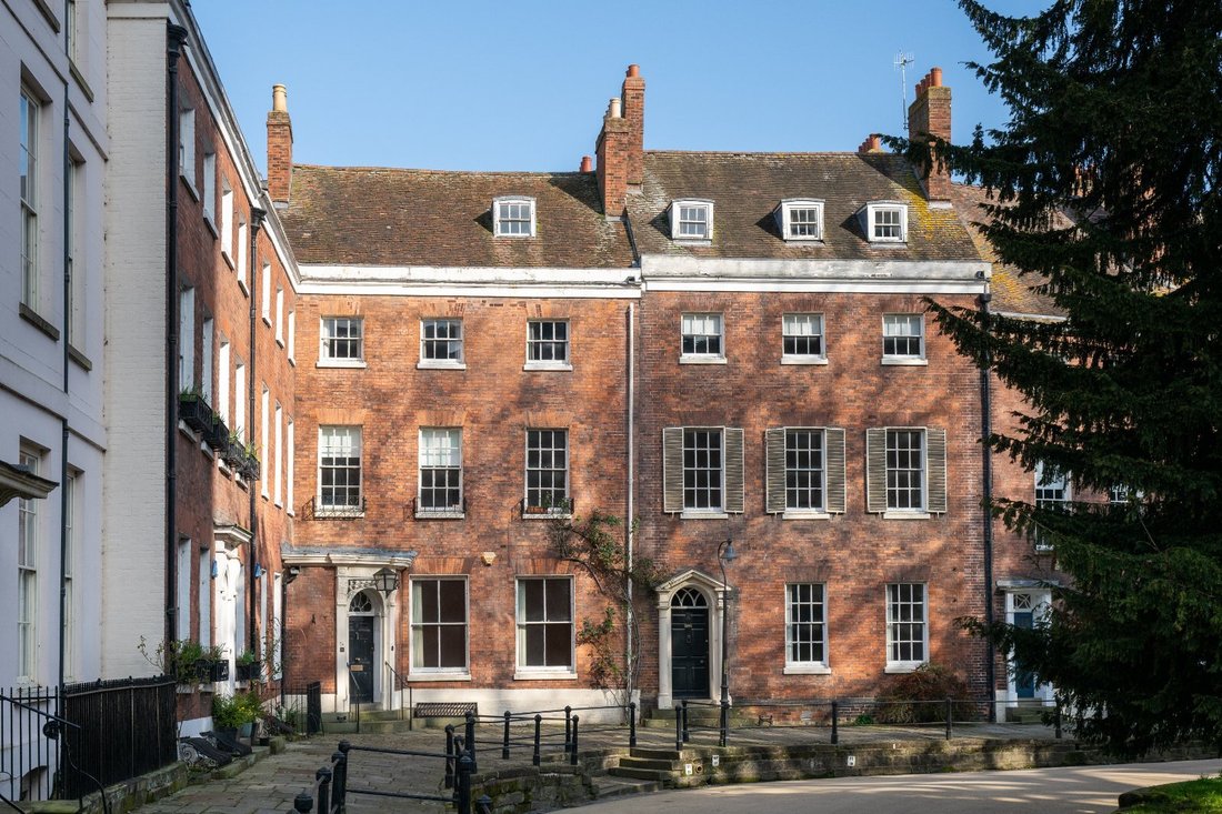 House in Worcester, England 1 - 18352564