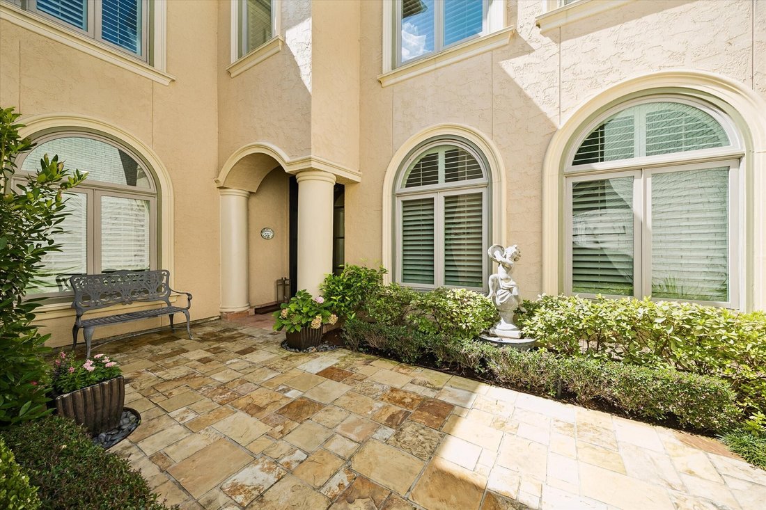 House in Houston, Texas, United States 4 - 18353074