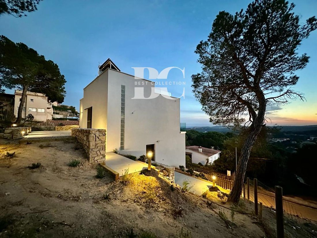 House in Lloret de Mar, Catalonia, Spain 3 - 18351728