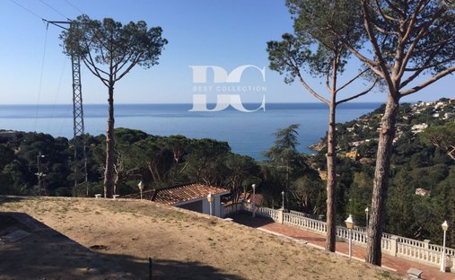 Villa in Lloret de Mar, Catalonia, Spain 1