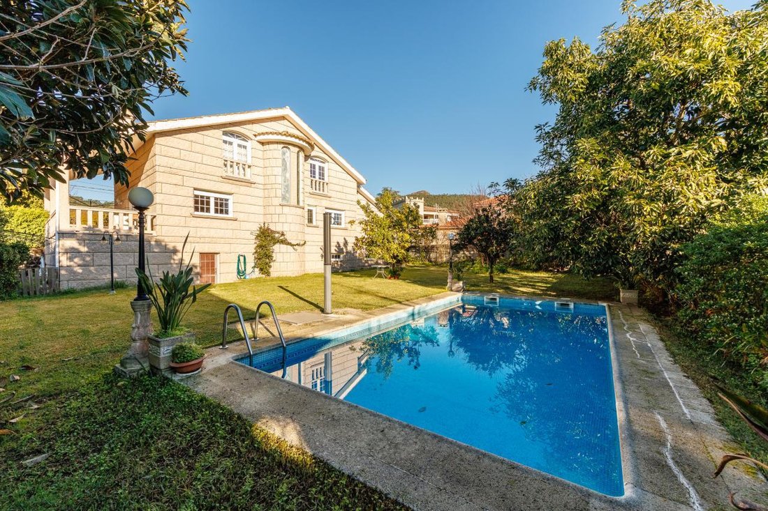 Villa in Nigran (District), Nigran, Spain 2 - 18356523