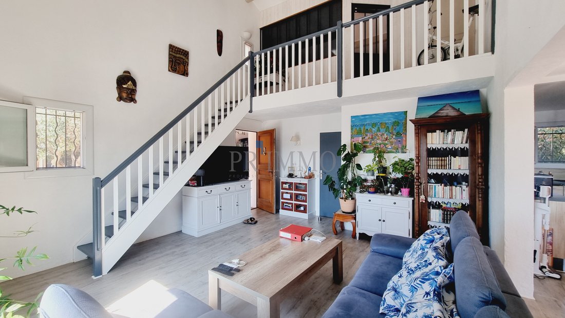 Villa in Exterieurs, Frejus, France 4 - 18355453