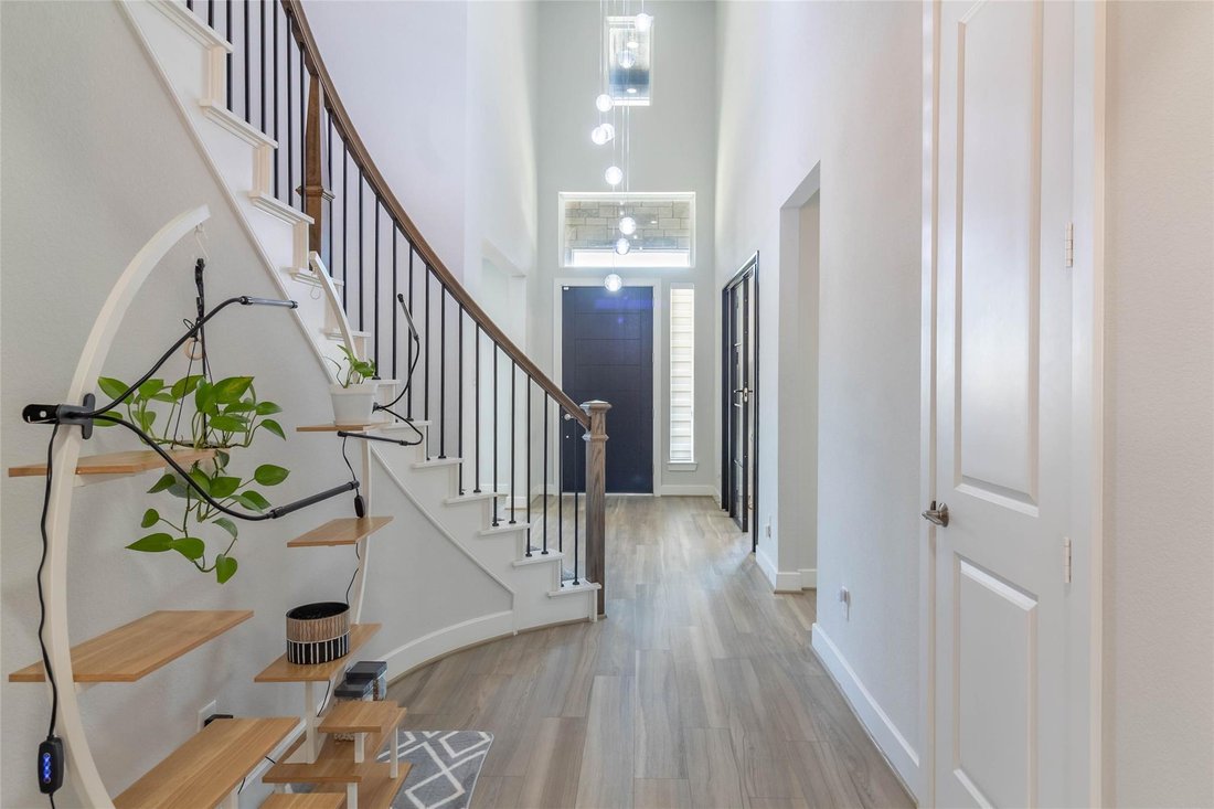 House in Houston, Texas, United States 5 - 18355355