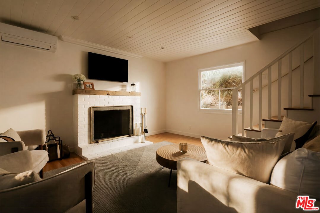 House in Los Angeles, California, United States 5 - 18355547