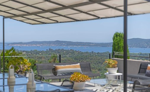 Casa en Grimaud, Provenza-Alpes-Costa Azul, Francia 1