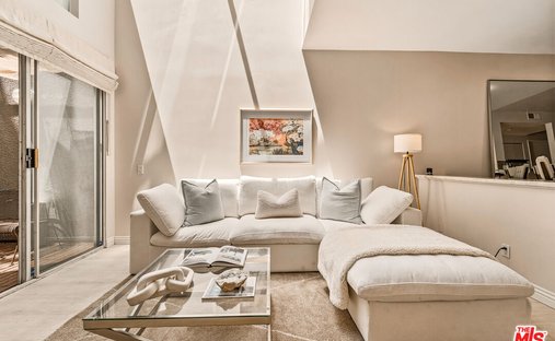 Condo in Los Angeles, California, United States 1