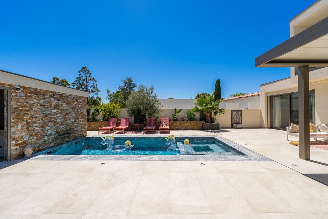 House in La Fourragère, Marseille, Provence-Alpes-Côte d'Azur 2 - 18355434