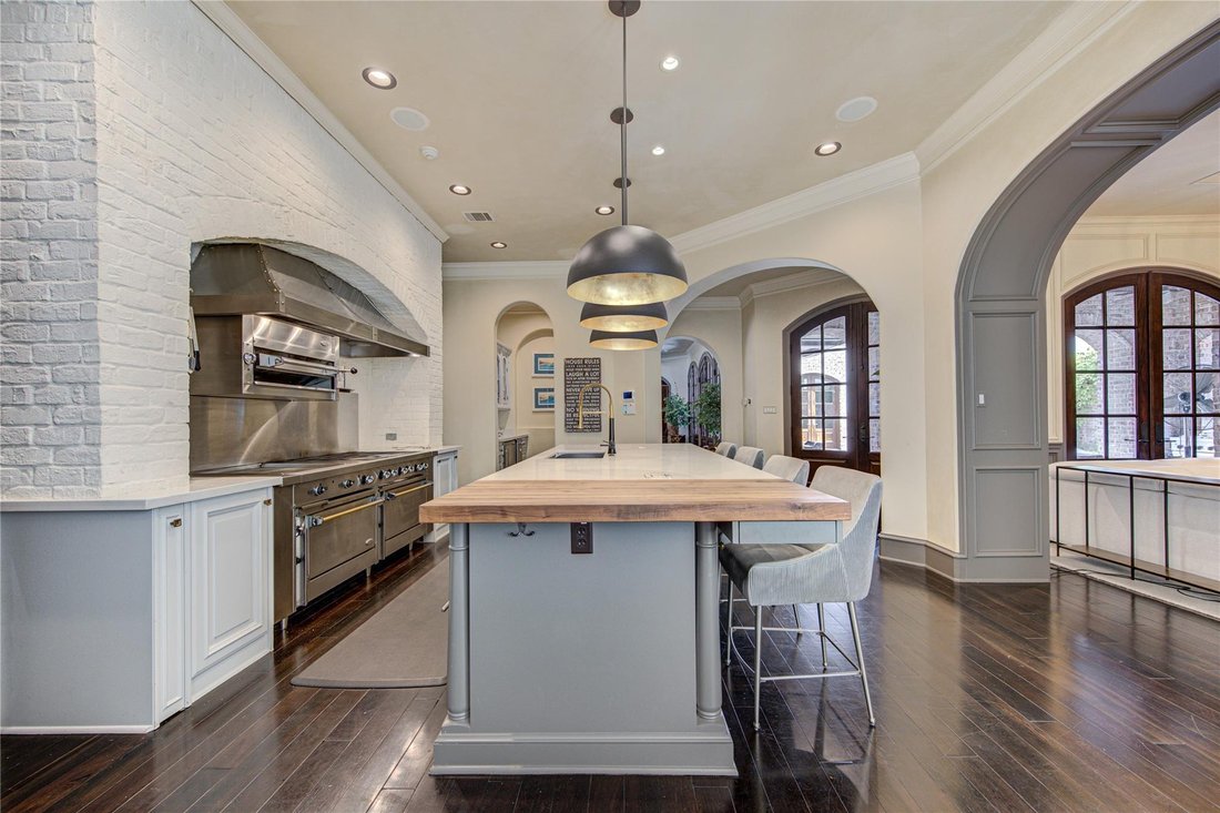 House in Houston, Texas, United States 5 - 18355301
