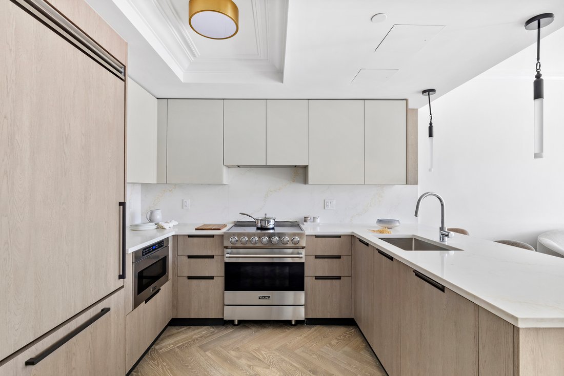 Condo in New York, New York, United States 1 - 18355545