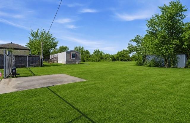 House in Pasadena, Texas, United States 3 - 17210748