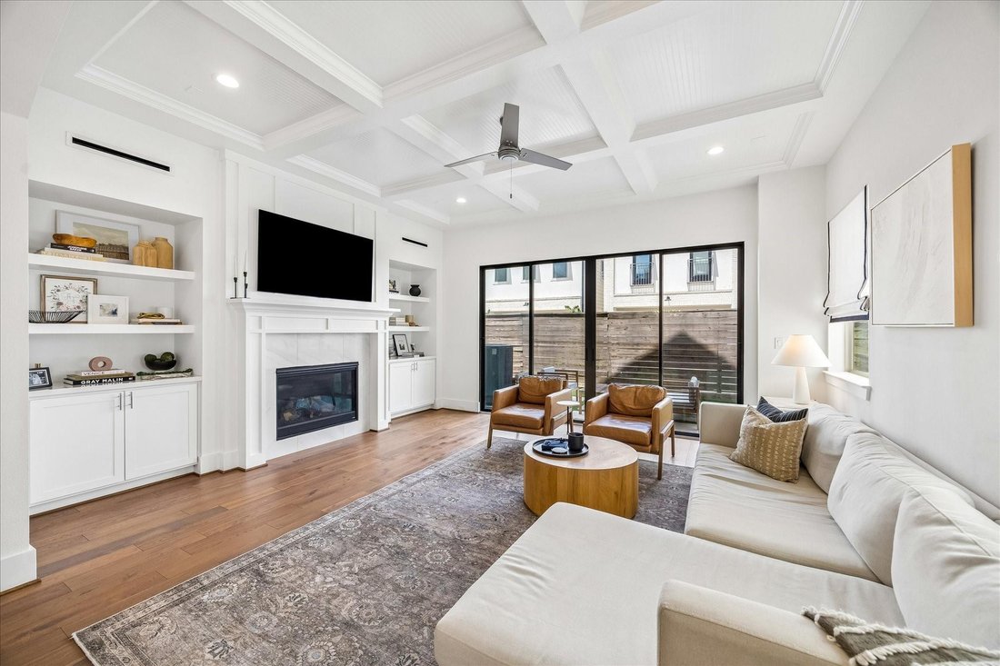 House in Houston, Texas, United States 4 - 18355388