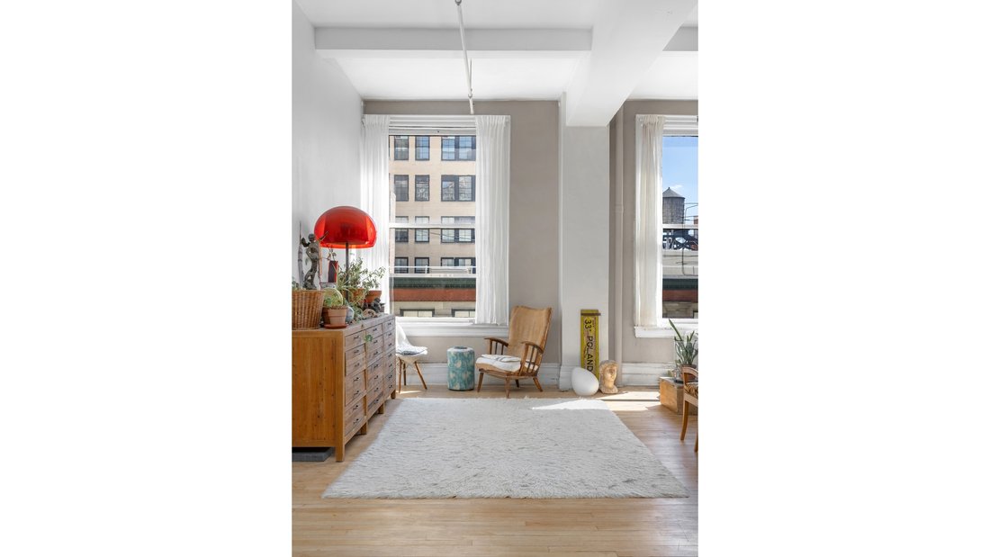 Co Op in New York, New York, United States 5 - 18355529