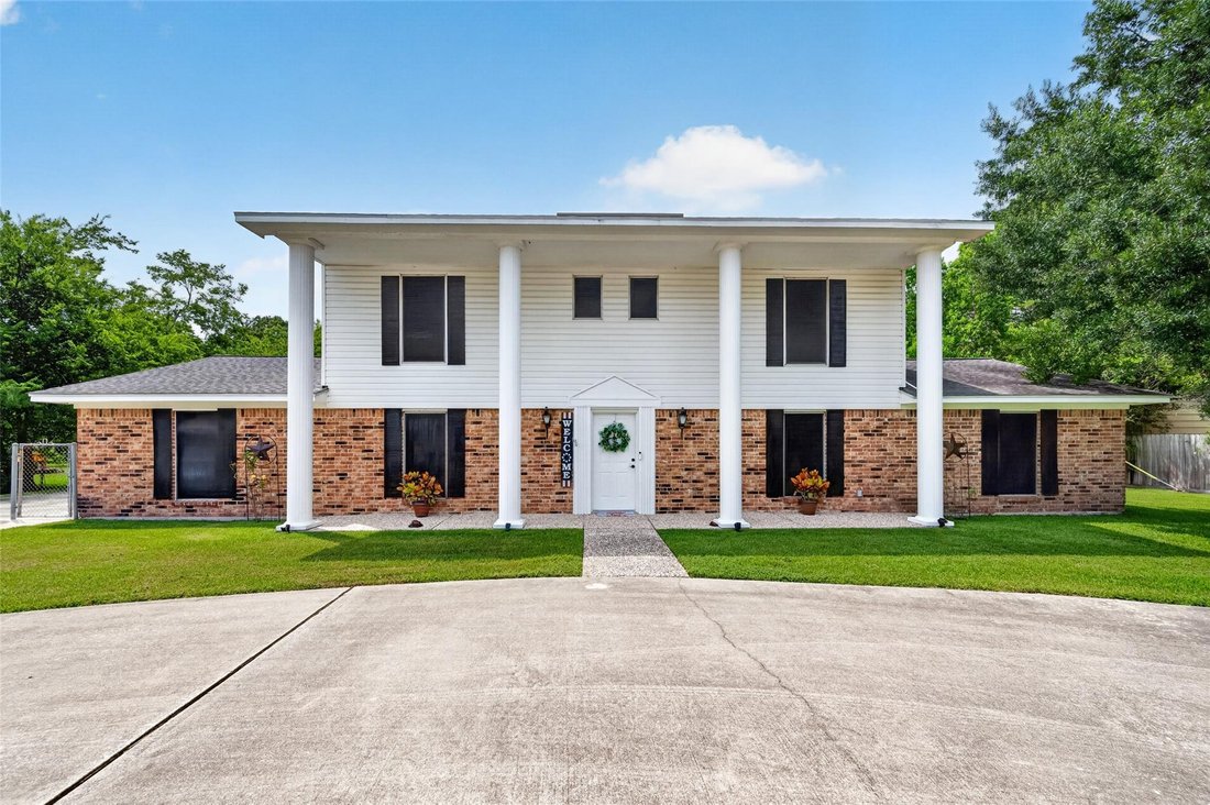 House in Pearland, Texas, United States 1 - 18355372