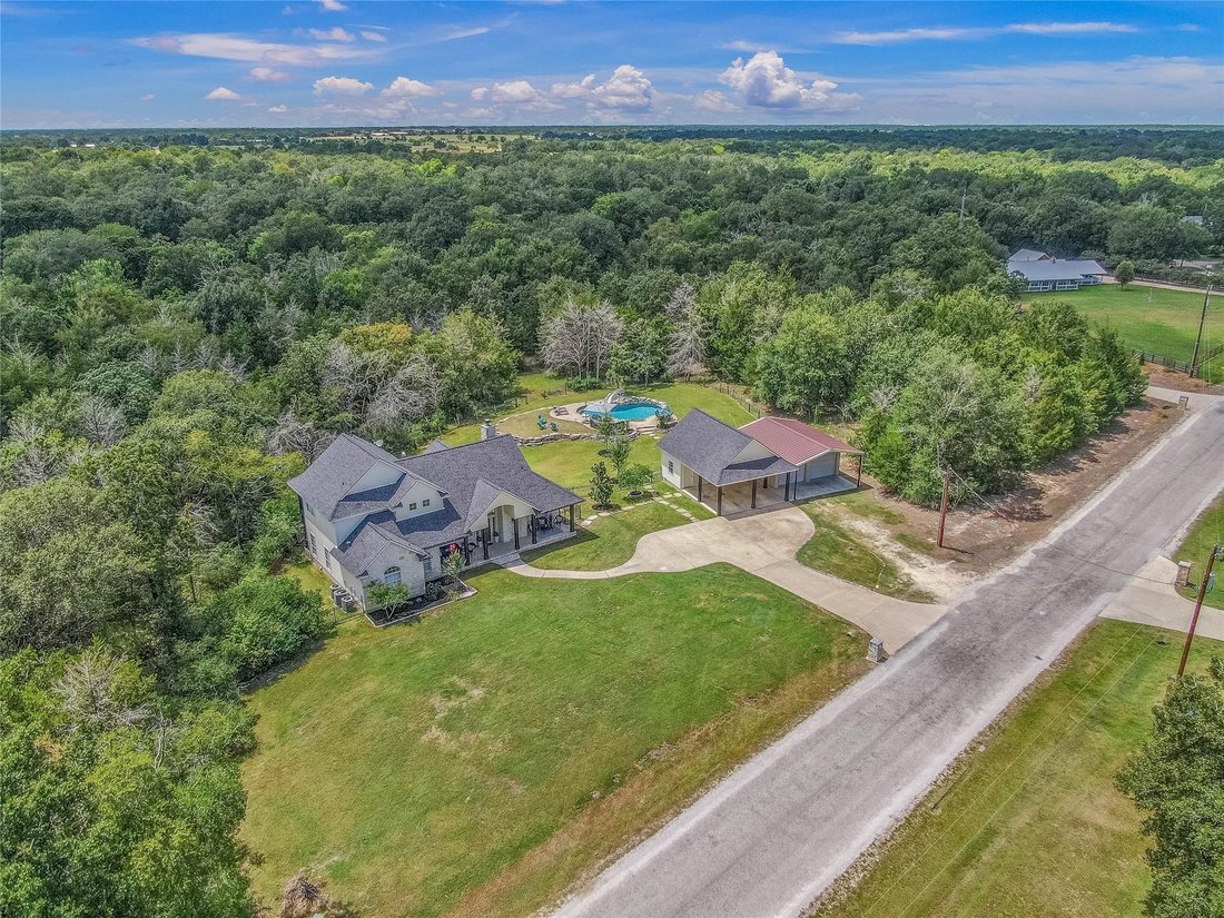 House in Wixon Valley, Texas, United States 1 - 18355342