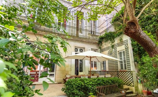House in Hôtel de Ville-Quinconce-Saint Seurin-Fondaudège, Bordeaux, France 1