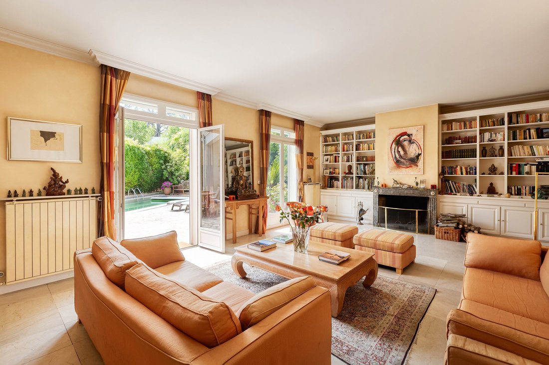 House in Saint-Cloud, Ile-de-France, France 3 - 18286558
