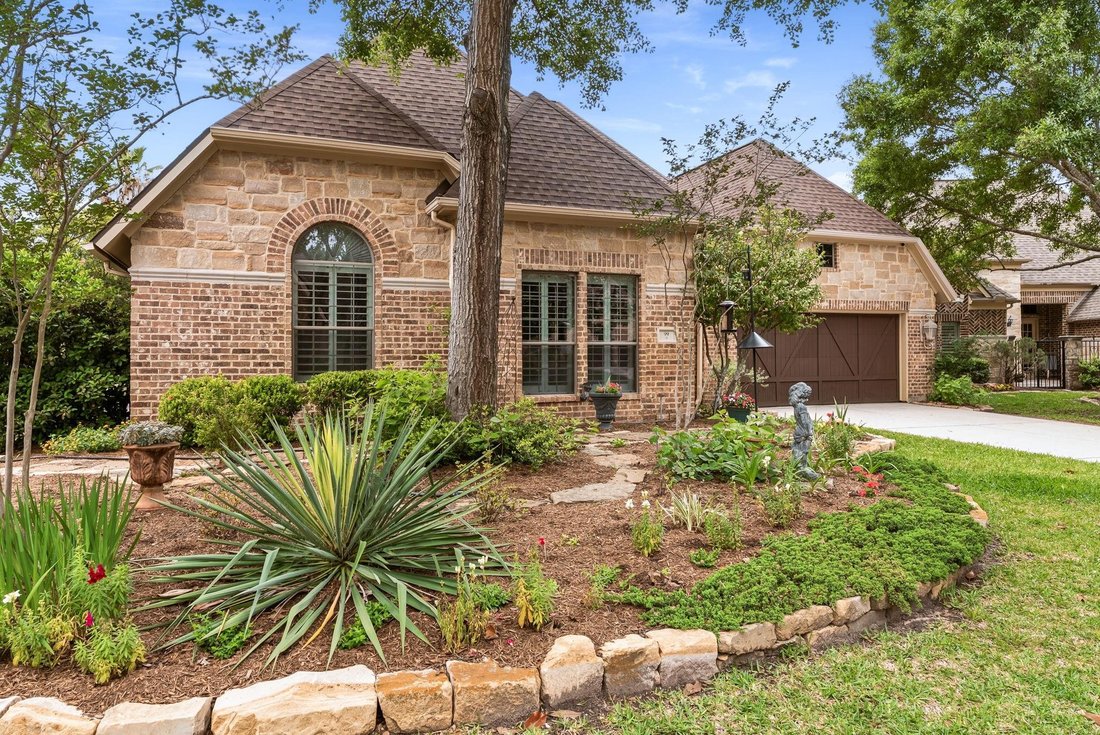House in The Woodlands, Texas, United States 3 - 18355315