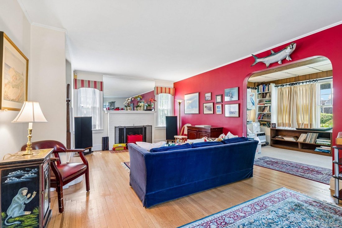 House in East Williston, New York, United States 5 - 18356414