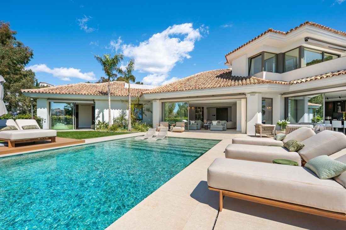Villa in La Quinta, Benahavís, Andalusien 1 - 18355787