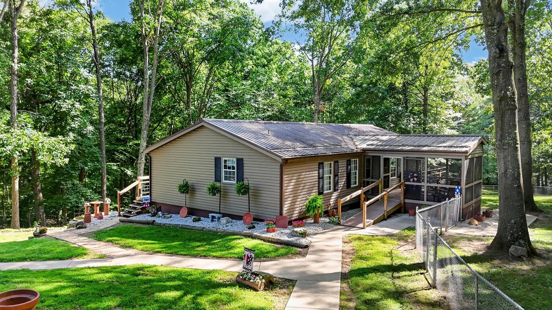 House in Logan, Ohio, United States 1 - 18356954