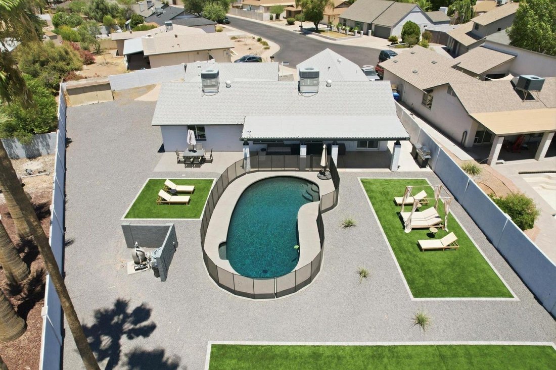 Mesa, Arizona, United States 1 - 18359587