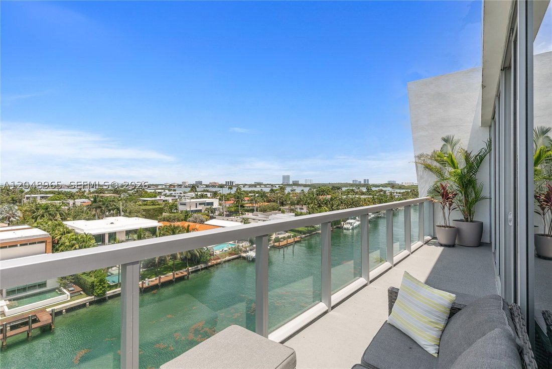 Condo in Bal Harbour, Florida, United States 1 - 18356818
