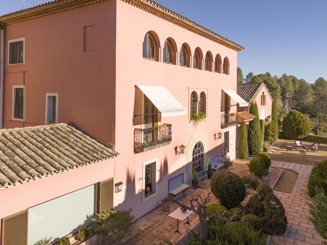 Finca in Sant Sadurni d'Anoia, Catalonia, Spain 5 - 18358557