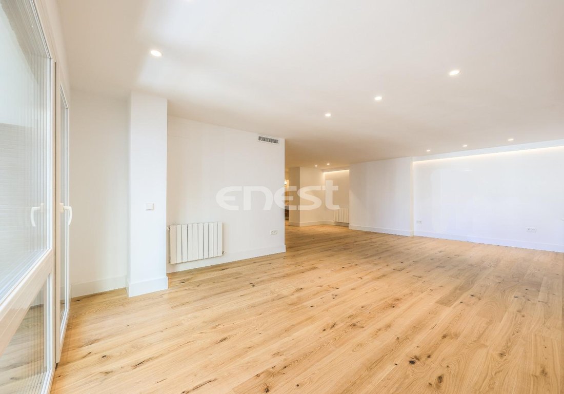Apartment in Moncloa-Aravaca, Madrid, Spain 3 - 18359020