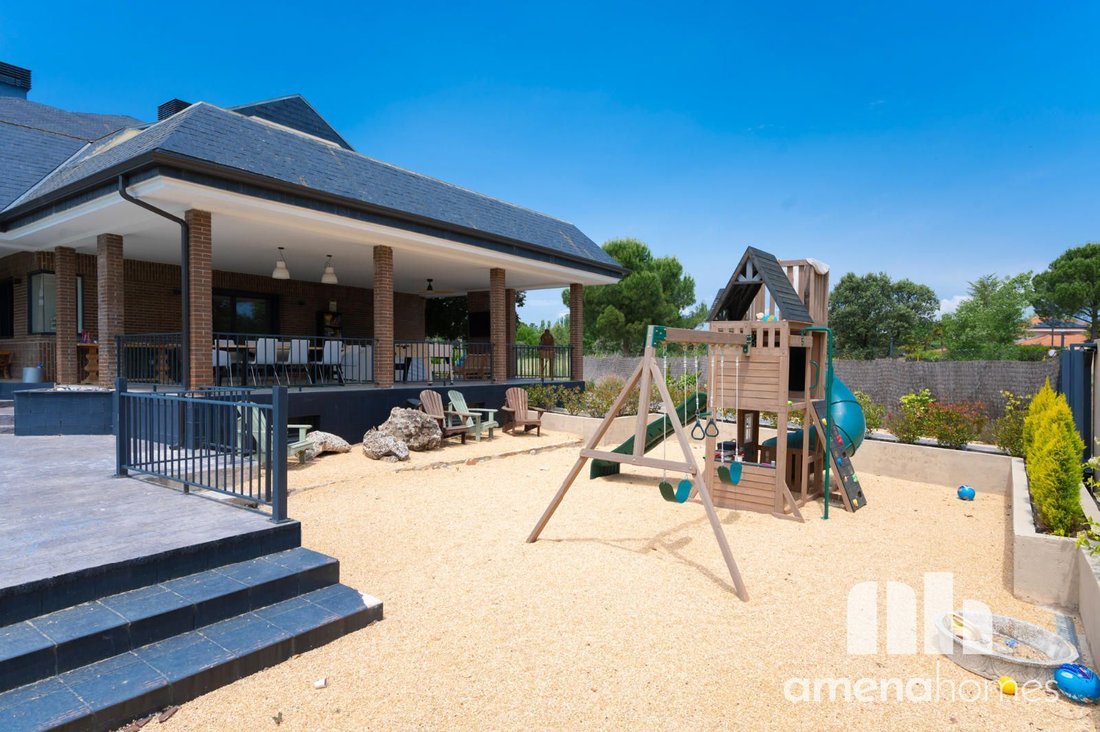 Chalet in Ciudalcampo, San Sebastián de los Reyes, Comunidad de Madrid 1 - 18357588