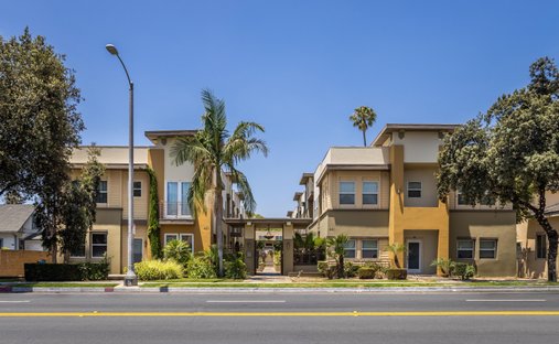 Townhouse in Altadena, California, United States 1