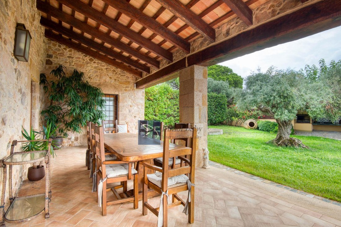 Chalet in Sant Feliu de Guixols, Catalonia, Spain 5 - 18351074