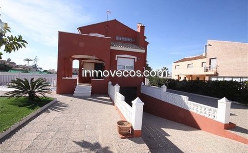 Villa in La Manga del Mar Menor, San Javier, Región de Murcia 1