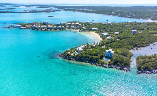 Land in George Town, Exuma, Bahamas 1
