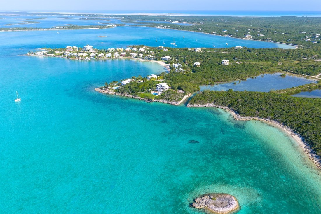 Land in George Town, Exuma, The Bahamas 4 - 18359115