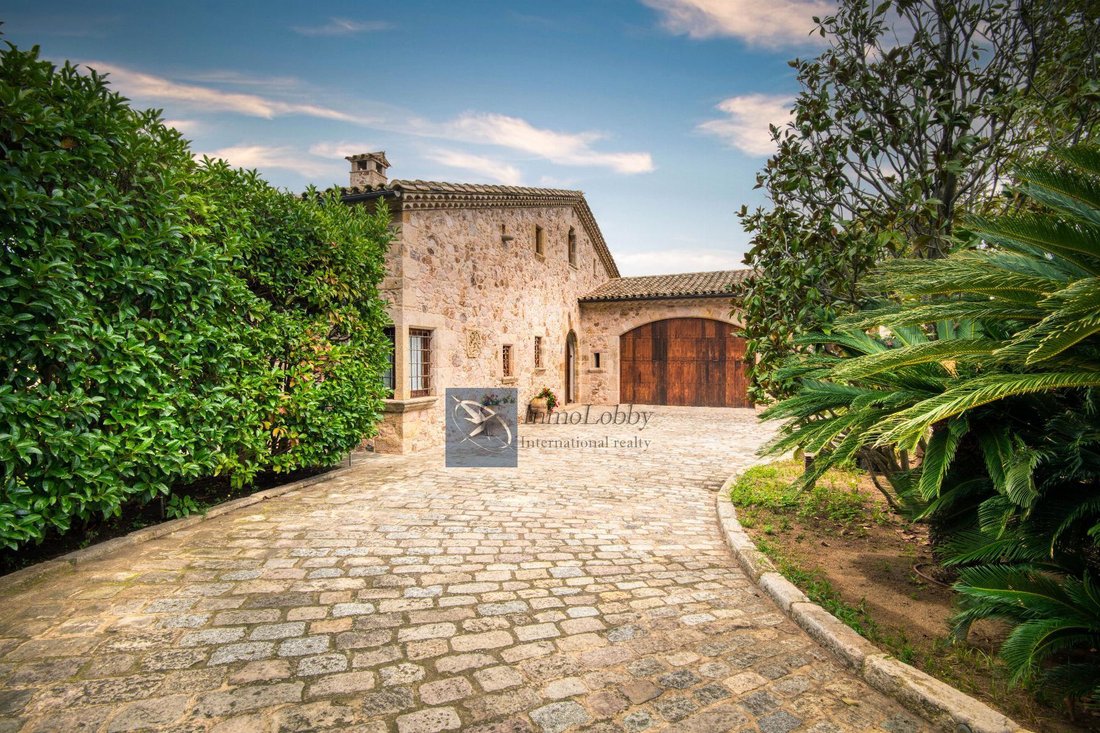 Chalet in Sant Feliu de Guixols, Catalonia, Spain 2 - 18351074