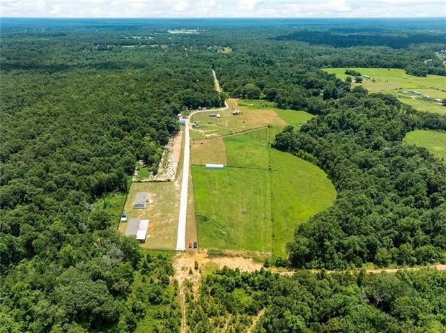 Carriere, Mississippi, United States 2 - 18359044
