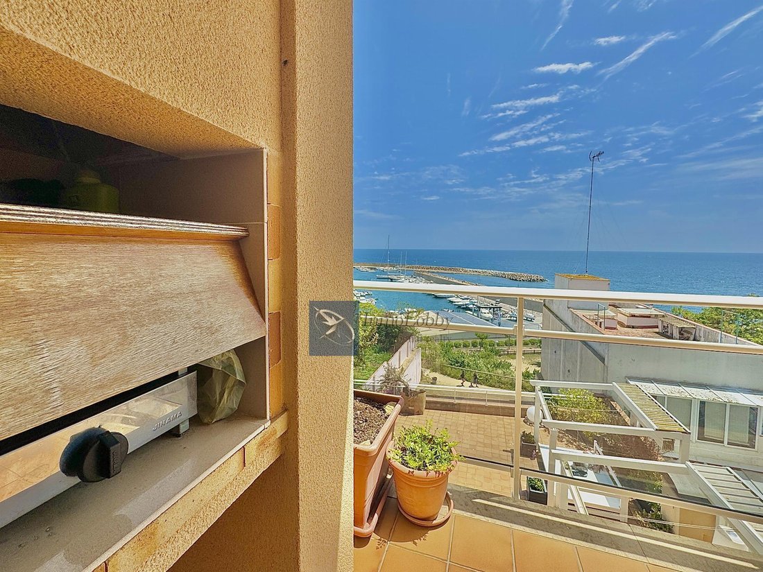 Penthouse in Palamos, Catalonia, Spain 4 - 18351809