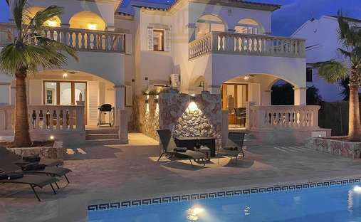 Villa in Llucmajor, Balearische Inseln, Spanien 1