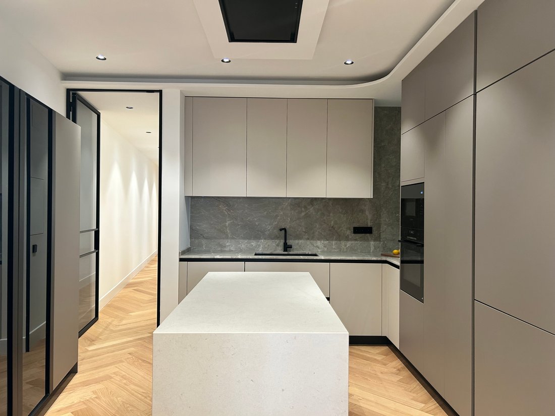 Apartment in Moncloa-Aravaca, Madrid, Spain 4 - 18359284