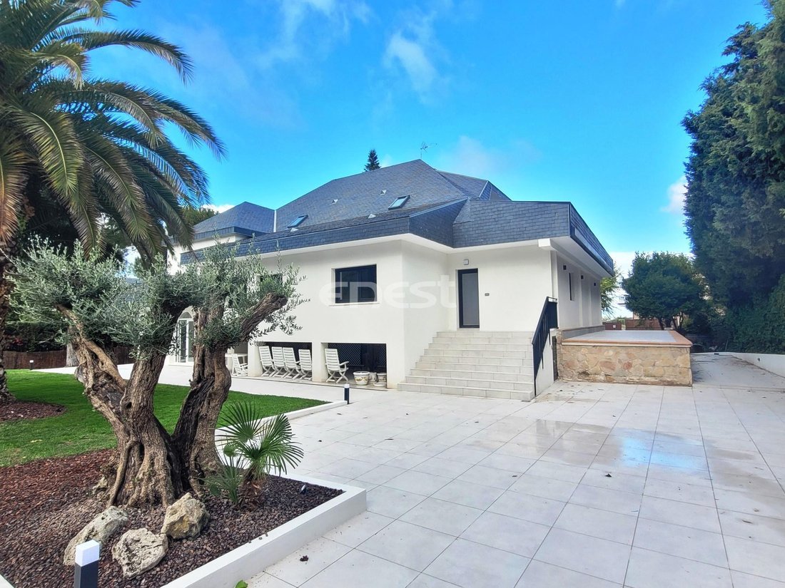 House in Somosaguas, Pozuelo de Alarcon, Comunidad de Madrid 2 - 18358099