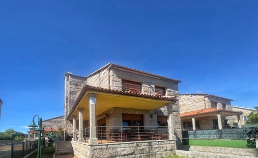 Haus in Noalla, Sanxenxo, Spanien 1