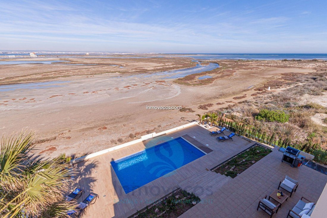 Villa in La Manga del Mar Menor, San Javier, Región de Murcia 3 - 18357011