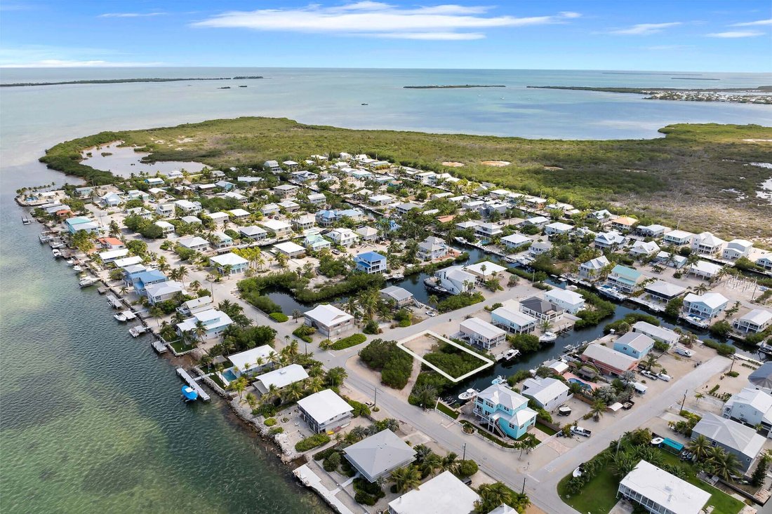Land in Big Pine Key, Florida, United States 3 - 18359127