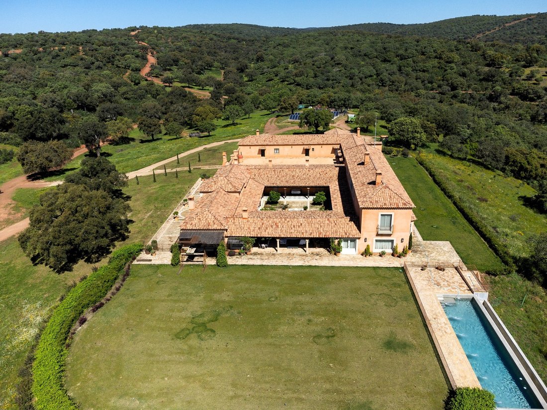 Finca in Cáceres, Extremadura, Spain 4 - 18357426