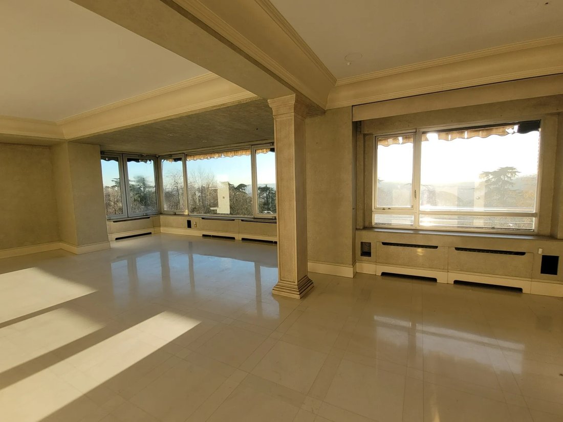 Apartment in Moncloa-Aravaca, Madrid, Spain 2 - 18359347